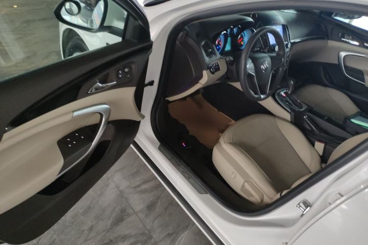 Used Buick Regal 2015 2.0L Leading Fashion Edition
