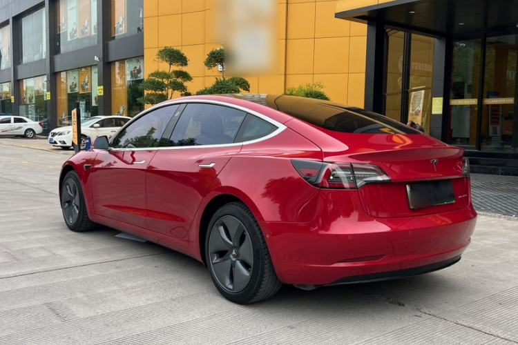 Used Tesla Model 3 2019 Long-Range All-Wheel-Drive Version