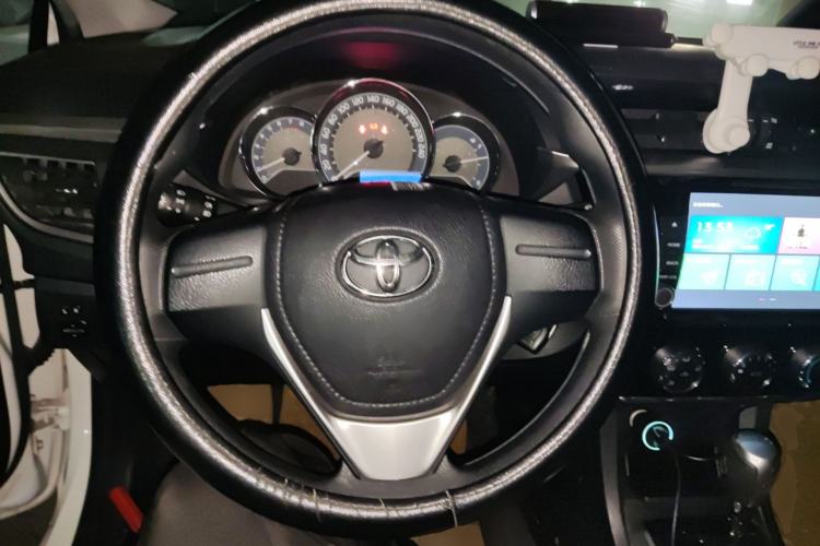 Used Toyota Corolla 2014 1.6L CVT GL Steering Wheel