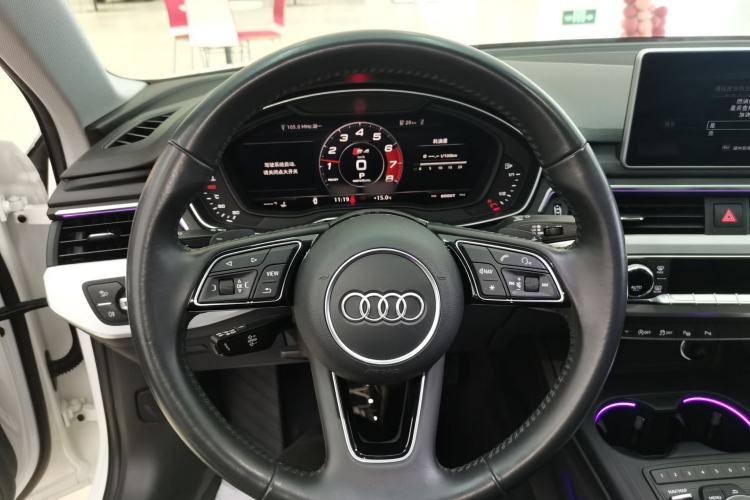 Used Audi A4L 2019 40 TFSI Fashion Edition China VI Emission Standard

