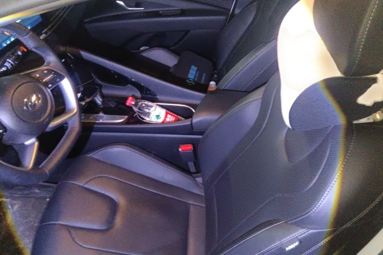 Used Hyundai Elantra 2022 1.5L CVT LUX Prestige Edition
