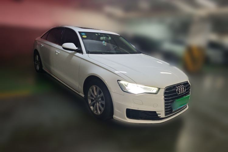 Used Audi A6L 2017 TFSI Technology Edition Front Right 45 Deg