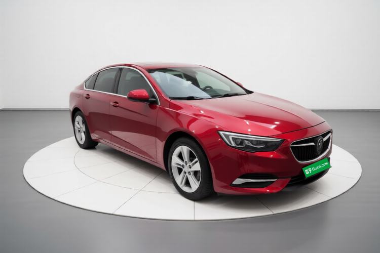 Used Buick Regal 2017 20T Prestige Model Front Right 45 Deg