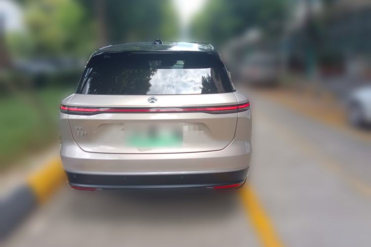 Used Nio ES8 2023 75 kWh Executive Edition
