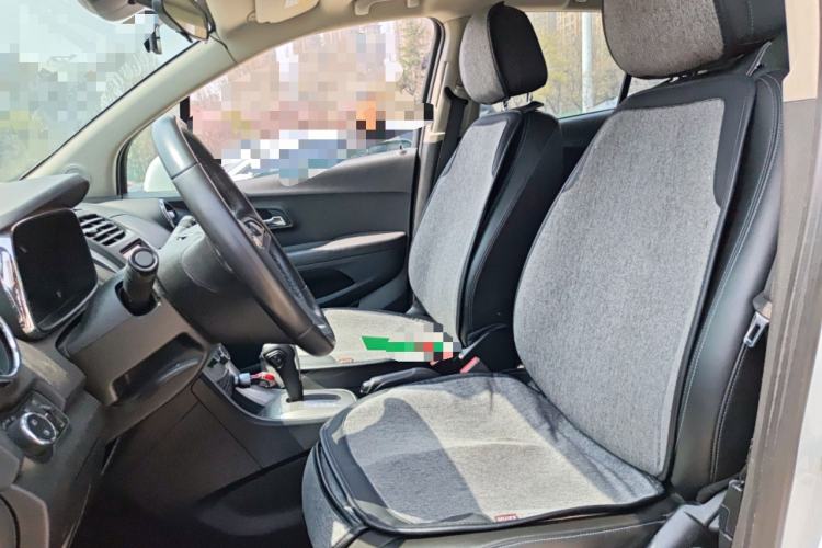 Used Chevrolet Trax 2016 1.4T Automatic Two-Wheel Drive Luxury Version Left Front Seat