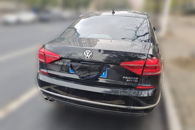 Used Volkswagen Passat 2017 280TSI DSG Luxury Edition
