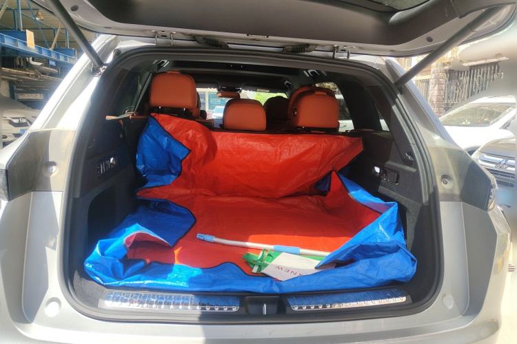 Used Li Auto L7 2023 Pro Model Trunk