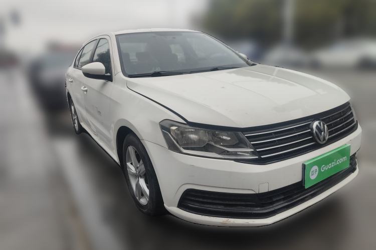 Used Volkswagen Lavida 2017 1.6L Automatic Fashion Edition
