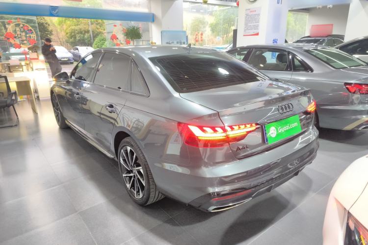 Used Audi A4L 2023 40 TFSI Luxury Dynamic Model
