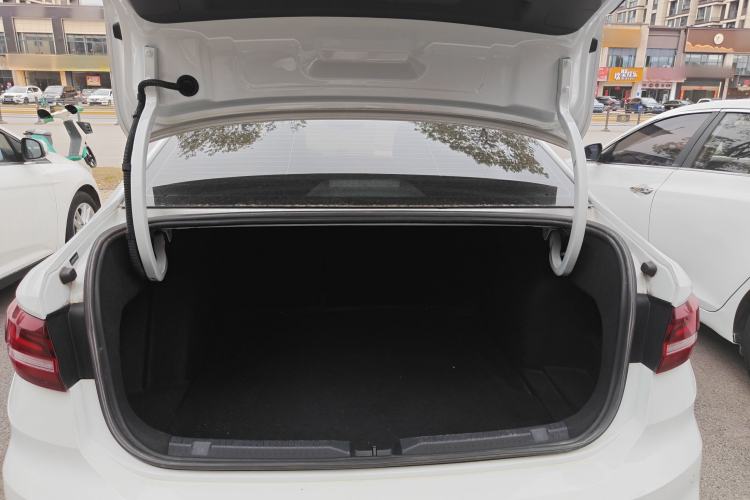 Used Volkswagen Lavida 2023 Revised 1.5L Automatic DeYi Edition Trunk