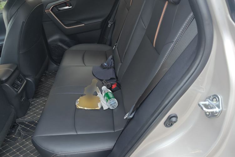 Used Toyota Wildlander 2024 2.0L CVT Two-Wheel Drive Urban Edition
