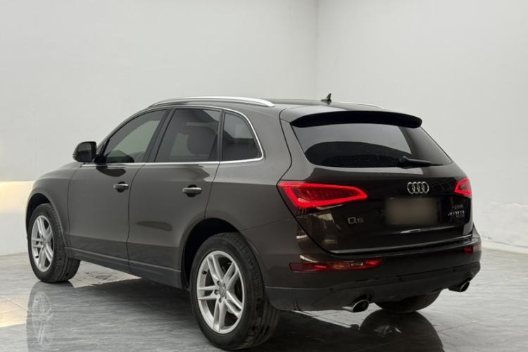 Used Audi Q5 2016 40 TFSI Comfort Model Exterior 3
