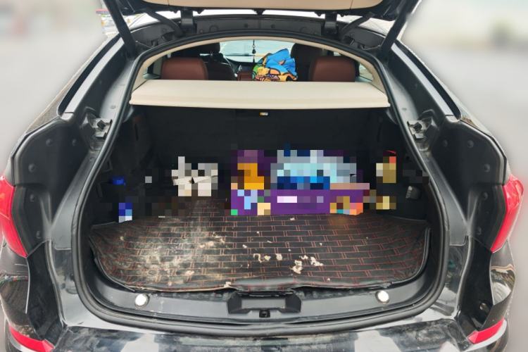 Used BMW 5 Series GT 2015 528i Leading Model Trunk