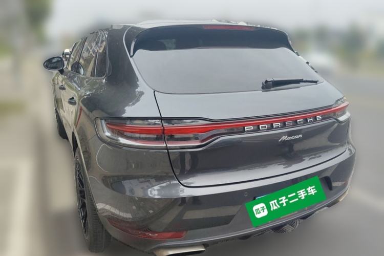 Used Porsche Macan 2018 Macan 2.0T Rear Left 45 Deg