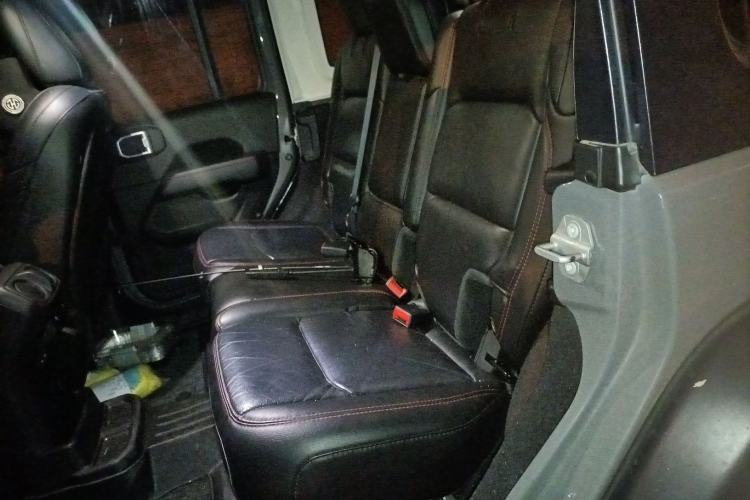 Used Jeep Wrangler 2021 2.0T Robin Hood Four-Door Edition