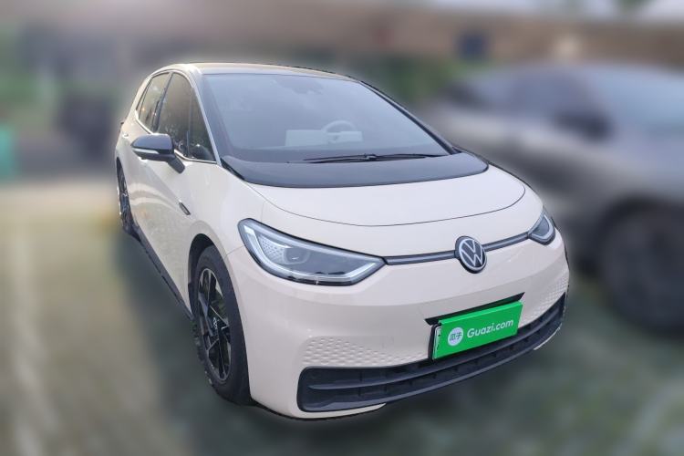 Used Volkswagen ID.3 2023 Upgraded Model Pure Intelligent Enjoyment Version Front Right 45 Deg