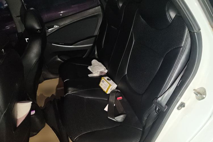Used Hyundai Verna Ray 2014 1.4L Manual GLX Left Rear Seat