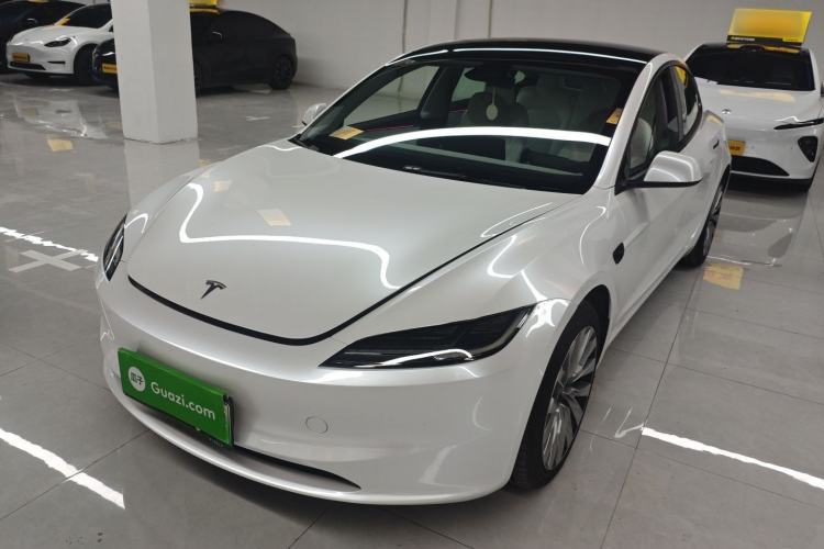 Used Tesla Model 3 2023 Long-Range All-Wheel-Drive Version