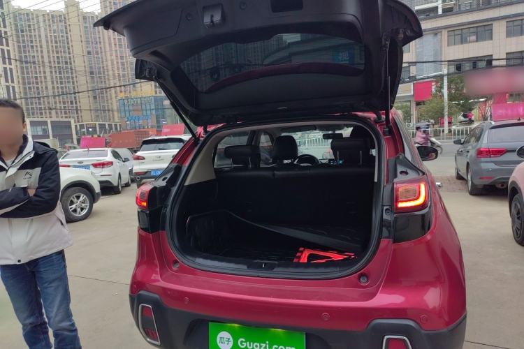 Used Dongfeng Aeolus AX4 2017 1.6L DCT Trendy Style
