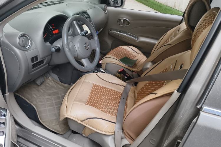 Used Nissan Sunny 2011 1.5XE CVT Comfort Edition Left Front Seat