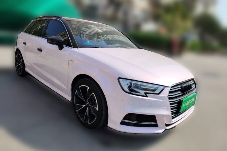 Used Audi A3 2017 Sportback 35 TFSI Fashion Model
