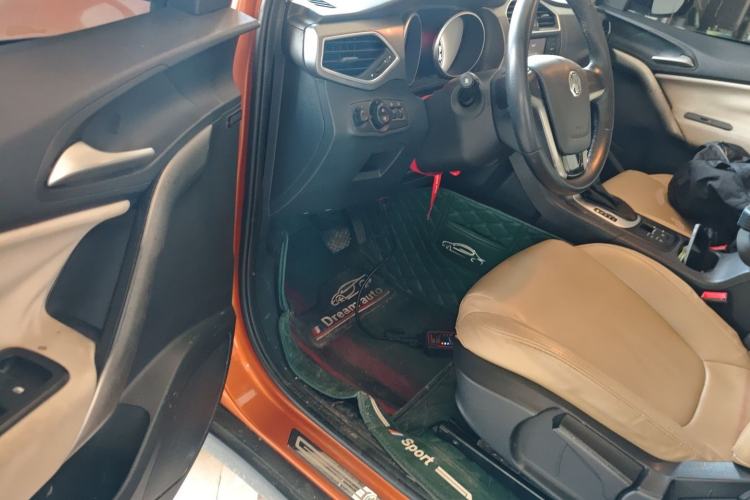 Used MG GS 2015 1.5TGI TST Elite Edition Driver Seat