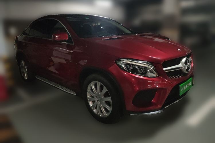 Used Mercedes-Benz GLE Coupe 2015 GLE 320 4MATIC Coupe SUV Front Right 45 Deg