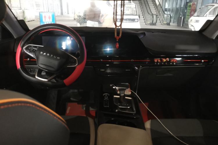 Used Baojun RC-6 2019 1.5T CVT 24-Hour Online Prestige Edition Center Console
