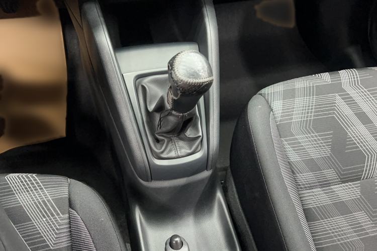 Used Nissan Kicks 2017 1.5L Manual Cool Dynamic Edition