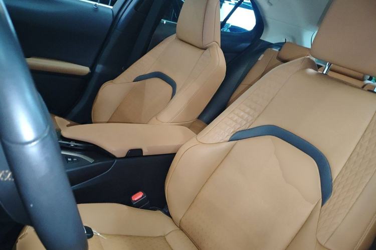 Used Lexus UX 2020 260h Explore-Cool Edition