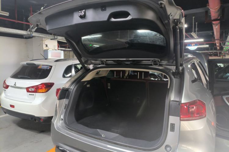 Used Wey VV7 2017 2.0T Flagship Model
