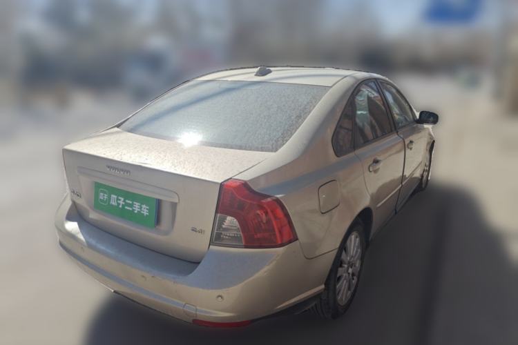 Used Volvo S40 2006 2.4i
