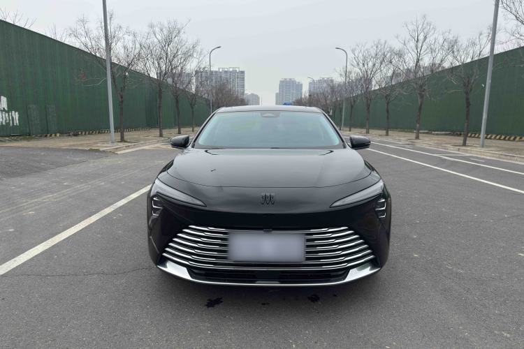 Used Buick LaCrosse 2025 28T Platinum Edition
