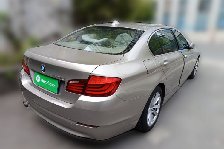Used BMW 5 Series 2013 520Li Elegant Edition Rear Right 45 Deg