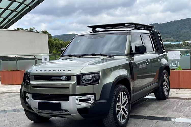 Used Land Rover Defender 2023 Facelift 110 3.0T P400 Dark Edition