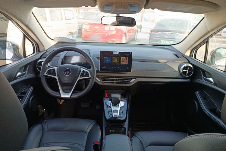 Used BYD Yuan New Energy 2019 EV535 Smart Connect Trendsetting Model