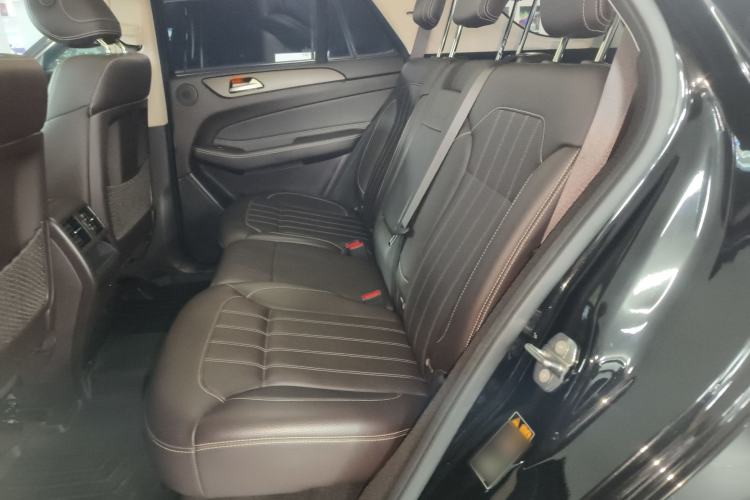 Used Mercedes-Benz GLE 2018 GLE 320 4MATIC Dynamic Edition Collector's Edition Left Rear Seat