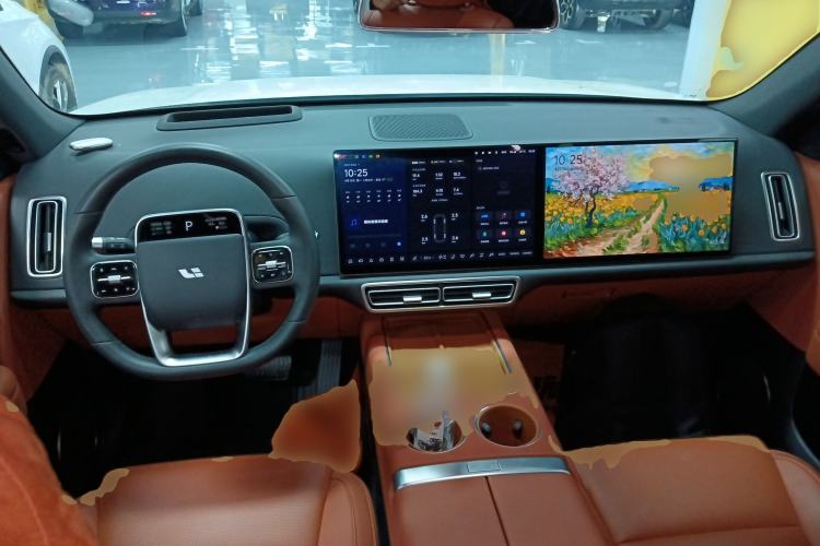 Used Li Auto L6 2024 Max Center Console