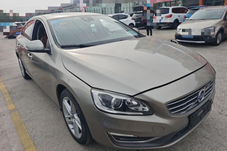 Used Volvo S60 2014 S60L T5 Intelligent Drive Edition Front Right 45 Deg