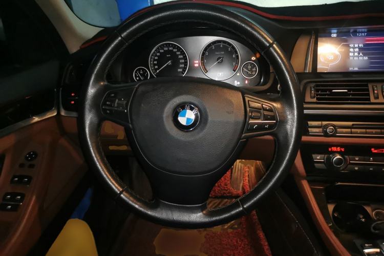 Used BMW 5 Series 2014 525Li Leading Model