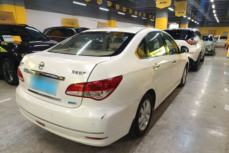 Used Nissan Sylphy 2016 Classic 1.6XE Manual Comfort Edition Rear Right 45 Deg