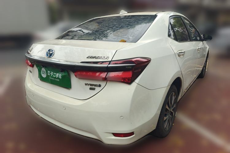 Used Toyota Corolla 2017 Revised Dual-Engine 1.8L E-CVT Leading Edition Rear Right 45 Deg