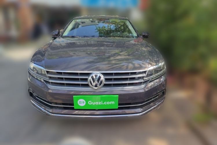Used Volkswagen Phideon 2018 Revised Version 380TSI Two-Wheel-Drive Flagship Edition

