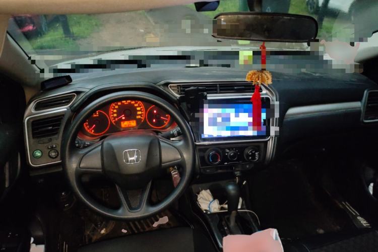 Used Honda Gienia 2017 1.5L CVT Classic Edition Center Console