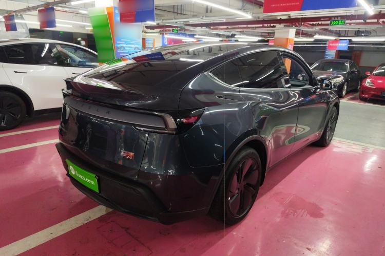 Used Tesla Model Y 2025 Long-Range All-Wheel Drive First Edition
