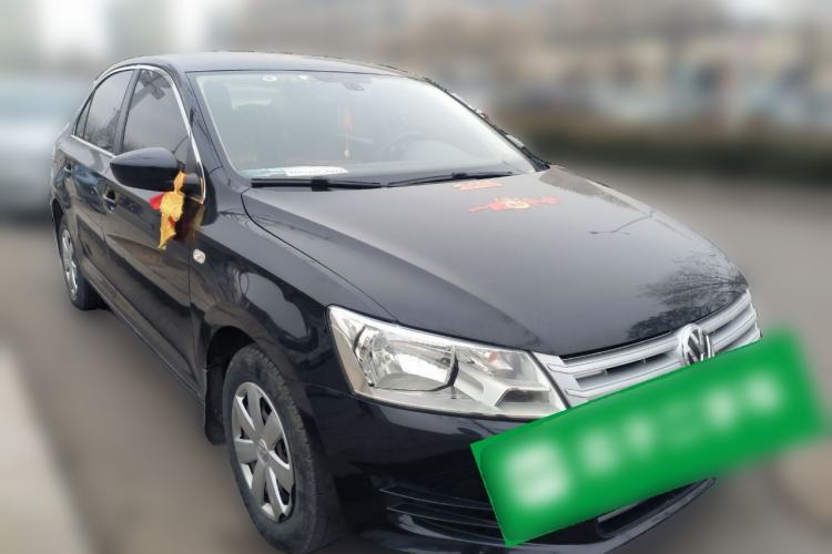 Used Volkswagen Santana 2013 1.6L Manual Fashion Edition Front Right 45 Deg