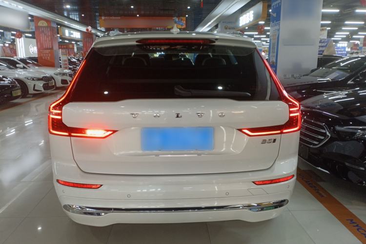 Used Volvo XC60 2026 B5 4x4 Smart Luxury Edition