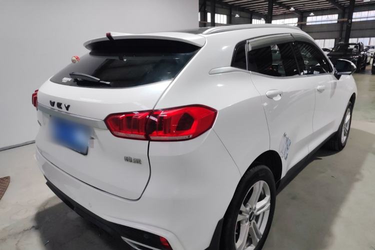 Used Wey VV5 2021 1.5T Two-Wheel Drive Color Pioneer
