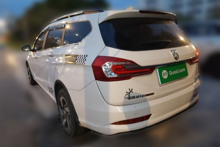 Used Baojun 310W 2017 1.5L Manual Luxury Edition China V Rear Left 45 Deg