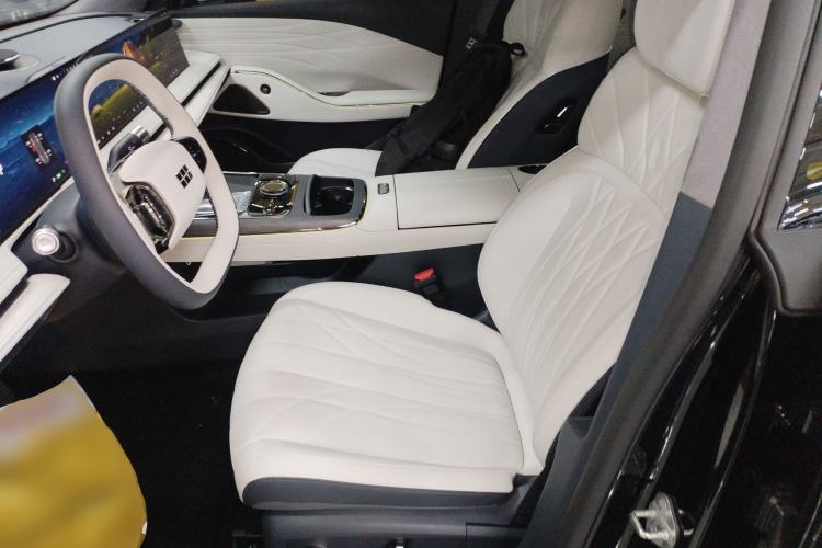 Used Geely Galaxy E8 2025 575 km Exploration Intelligent Driving Edition
